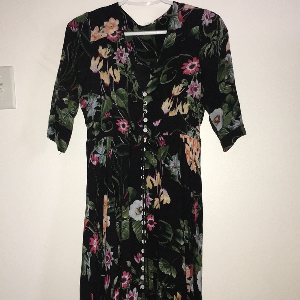 (NWOT) BOHO DRESS! Long, perfect for fall! 🍂 - Picture 2 of 5